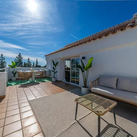 Апартаменты Xpce Golden Banus Penthouse - Parking Free