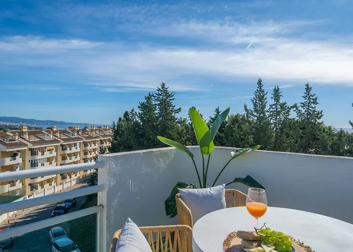 Xpce Golden Banus Penthouse - Parking Free Апартаменти *